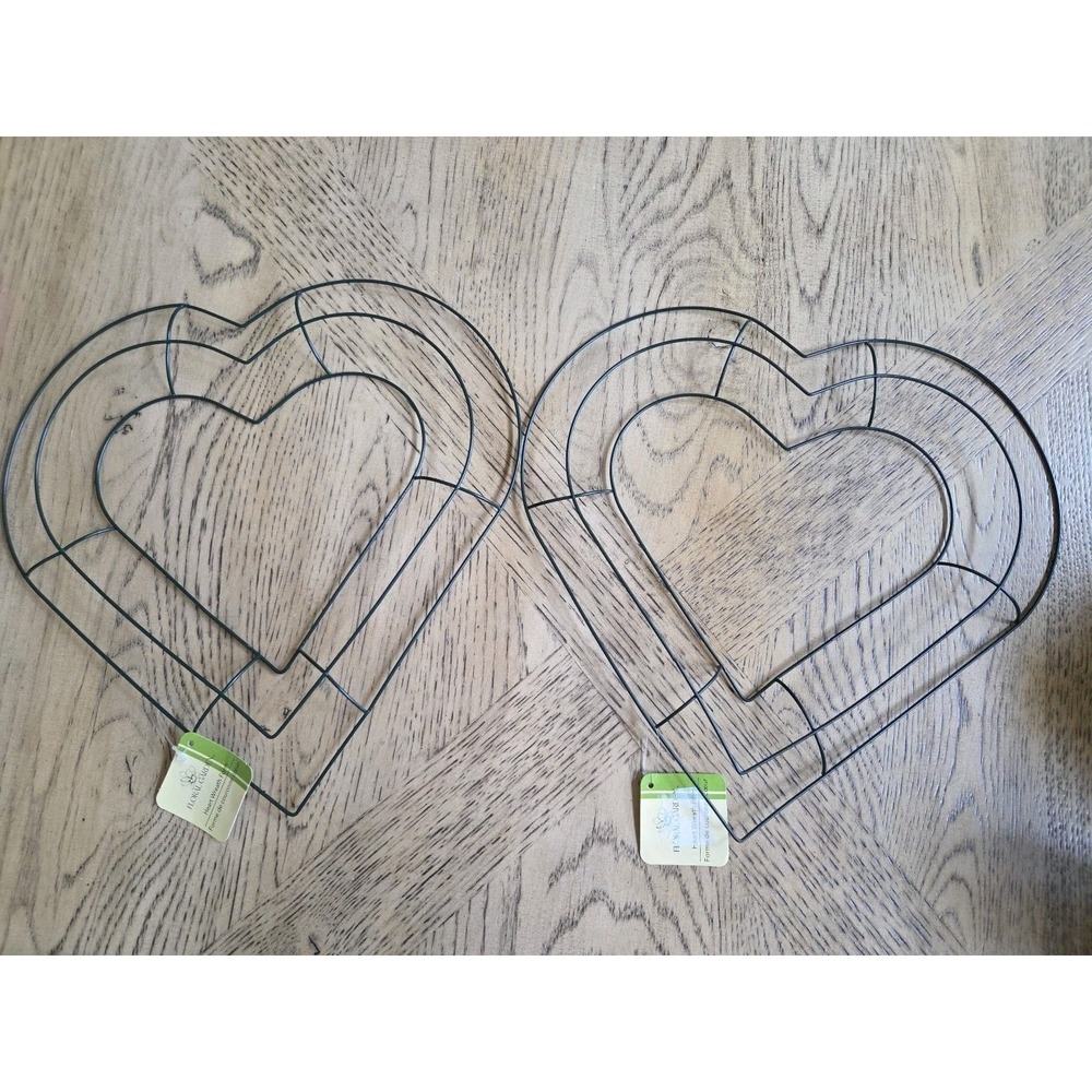 Set of 2 heart shaped wreath frames Wire Ribbon Frame Wedding, crafting, decor